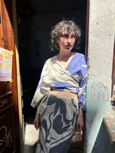 Kép betöltése a galériamegjelenítőbe: Linen Kim Top