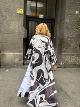 Cargar imagen en el visor de la galería, Jankasara Dark Choko Long Satin Kimono