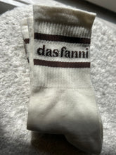 Kép betöltése a galériamegjelenítőbe: Cream Das Fanni Zokni