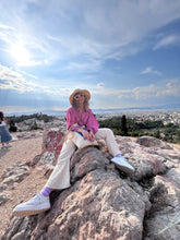 Kép betöltése a galériamegjelenítőbe: Sassy Wavy Kimo Top