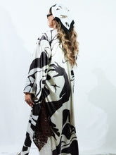 Cargar imagen en el visor de la galería, Jankasara Dark Choko Long Satin Kimono