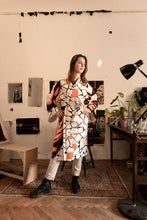 Kép betöltése a galériamegjelenítőbe: Keleti Blokk Void Face KIMONO