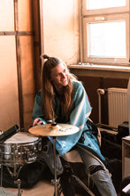 Kép betöltése a galériamegjelenítőbe: Keleti Blokk Blue Clown x das fanni KIMONO