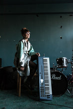 Kép betöltése a galériamegjelenítőbe: Keleti Blokk Korlátok x das fanni KIMONO