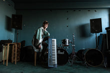 Kép betöltése a galériamegjelenítőbe: Keleti Blokk Korlátok x das fanni KIMONO