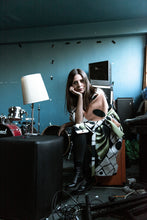 Kép betöltése a galériamegjelenítőbe: Keleti Blokk Green Void Face x das fanni KIMONO