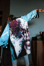 Kép betöltése a galériamegjelenítőbe: Keleti Blokk Blue Clown x das fanni KIMONO