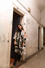 Kép betöltése a galériamegjelenítőbe: Keleti Blokk Green Void Face x das fanni KIMONO