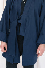Kép betöltése a galériamegjelenítőbe: Deep Ocean Blue Kimono