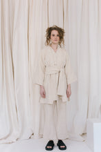 Kép betöltése a galériamegjelenítőbe: Creamy Waves KIMONO