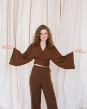 Load image into Gallery viewer, Wavy Flow Chocolate Kimo Top