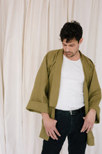 Cargar imagen en el visor de la galería, Kimono Verde Aguacate