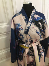 Kép betöltése a galériamegjelenítőbe: Keleti Blokk Dürer x das fanni KIMONO