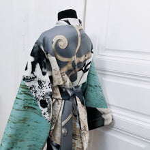 Kép betöltése a galériamegjelenítőbe: Keleti Blokk Korlátok x das fanni KIMONO