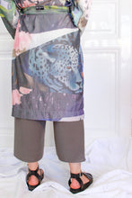 Kép betöltése a galériamegjelenítőbe: Plant Leopard / das fanni x Marosi Panni