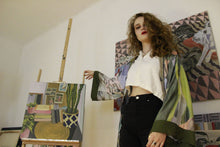 Kép betöltése a galériamegjelenítőbe: Marosi Panni / Plant Leo Face Kimono