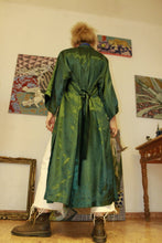 Load image into Gallery viewer, Forest Satin KIMONO