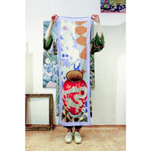 Kép betöltése a galériamegjelenítőbe: Dragon Vase Scarf