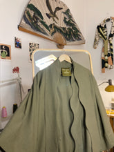 Cargar imagen en el visor de la galería, Green Wavy Kimomo

