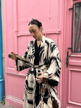 Cargar imagen en el visor de la galería, Paint It! Kimono
