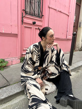 Cargar imagen en el visor de la galería, Paint It! Kimono

