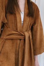 Kép betöltése a galériamegjelenítőbe: Kord Karamell Kimono
