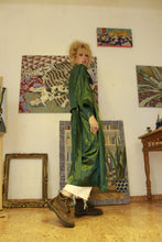 Load image into Gallery viewer, Forest Satin KIMONO
